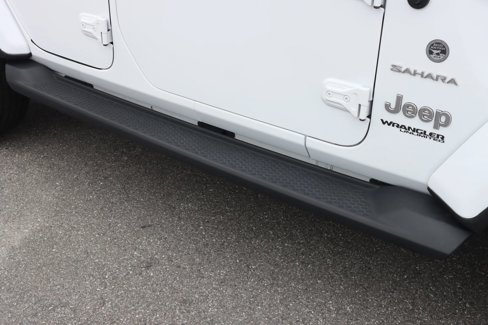 Used 2021 Jeep Wrangler Unlimited Sahara image 9