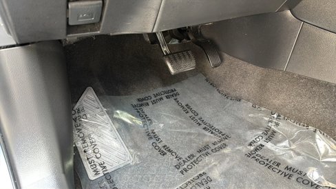 Used 2023 Toyota Corolla LE image 33