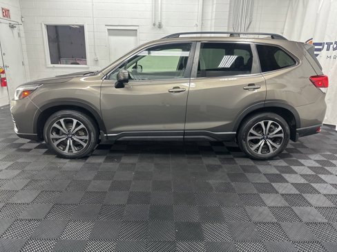 Used 2020 Subaru Forester Limited image 6