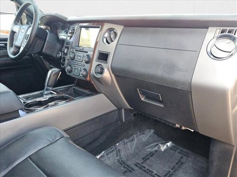 Used 2016 Ford Expedition Platinum image 24