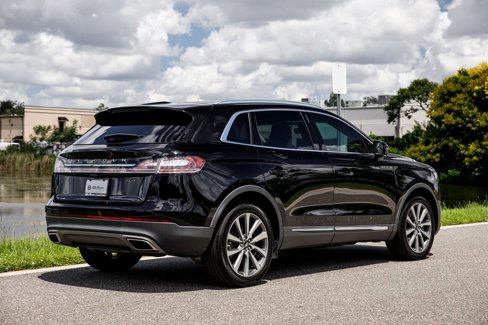 Used 2019 Lincoln Nautilus Select image 3