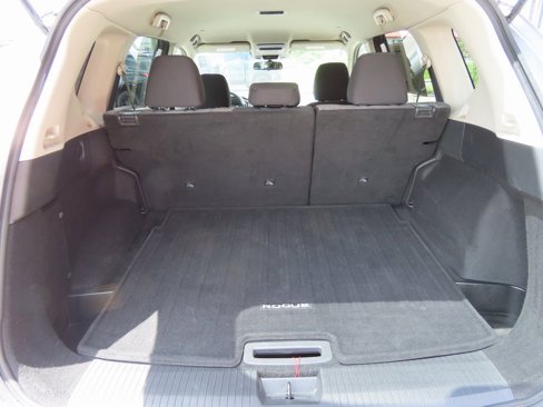 Used 2022 Nissan Rogue SV image 30