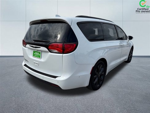 Certified 2019 Chrysler Pacifica Touring-L Plus w/ Advanced Safetytec Group image 6