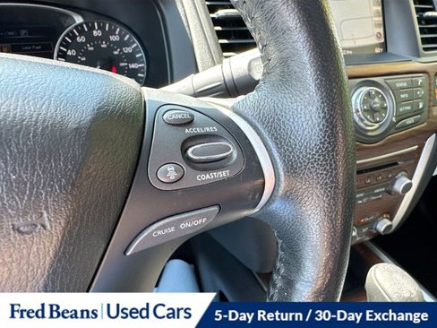Used 2019 Nissan Pathfinder Platinum image 40