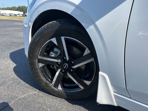 Used 2024 Nissan Sentra SV image 14