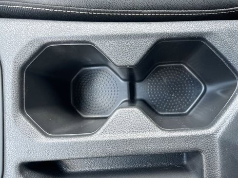 Used 2022 Volkswagen Jetta SE image 28
