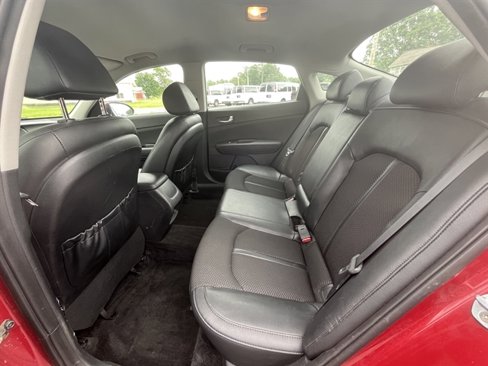 Used 2018 Kia Optima S image 21