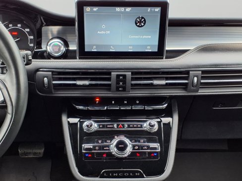 Used 2021 Lincoln Corsair FWD image 16