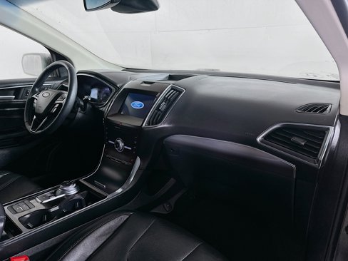 Used 2020 Ford Edge Titanium w/ Cargo Accessory Package image 27