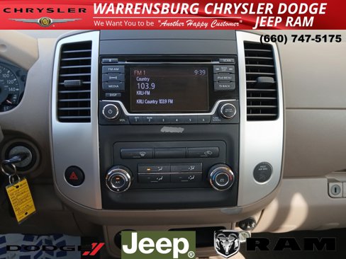Used 2017 Nissan Frontier SV image 23