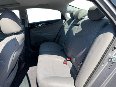 Used 2014 Hyundai Sonata SE w/ Premium Package 04 image 16