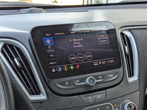 Used 2024 Chevrolet Malibu LT image 18