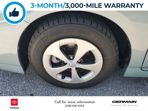 Used 2014 Toyota Prius Three image 12