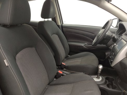 Used 2019 Nissan Versa SV image 21
