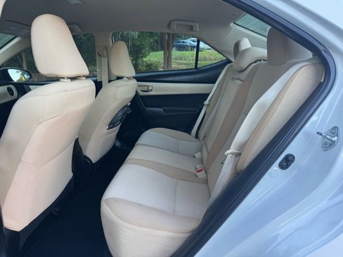 Used 2017 Toyota Corolla L image 27