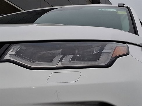 Certified 2025 Land Rover Discovery Sport S image 9