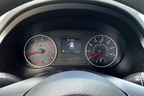 Used 2022 Kia Seltos LX image 12