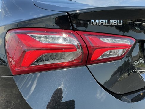 Used 2022 Chevrolet Malibu LT image 15