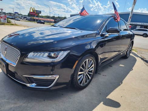 Used 2019 Lincoln MKZ Premiere image 3
