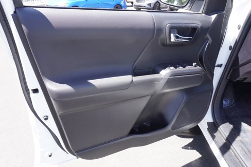 Used 2022 Toyota Tacoma TRD Sport image 15