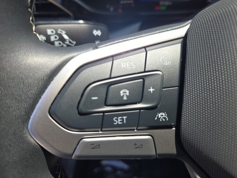 Used 2024 Volkswagen Taos S image 16