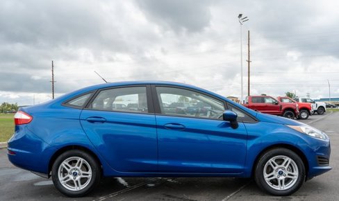 Used 2018 Ford Fiesta SE image 5