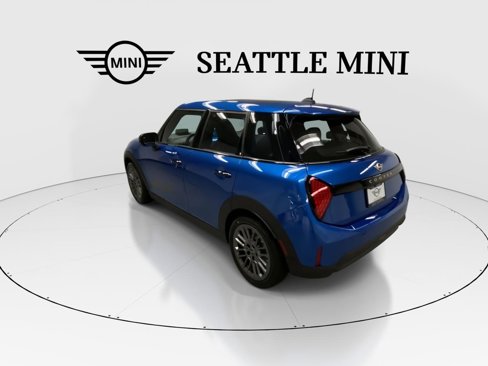 New 2025 MINI Cooper 4-Door Hardtop image 8