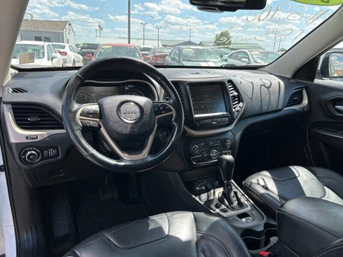 Used 2014 Jeep Cherokee Limited image 13