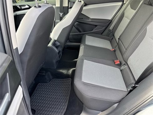 Certified 2022 Volkswagen Taos S image 10