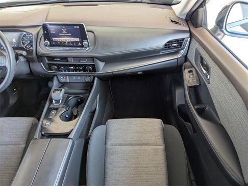 Used 2023 Nissan Rogue SV image 16