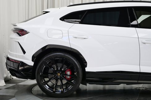 Used 2022 Lamborghini Urus image 34