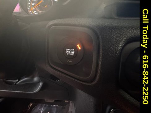 Used 2024 Jeep Wrangler Sport image 19