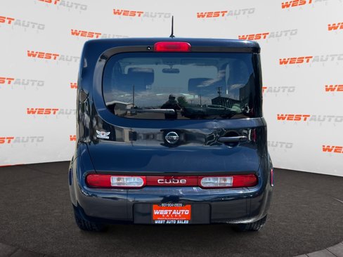 Used 2011 Nissan Cube 1.8 S w/ Interior Designer Pkg image 4