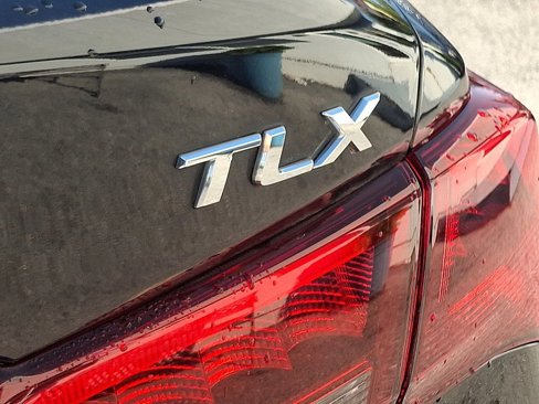 Used 2015 Acura TLX V6 w/ Technology Package image 29