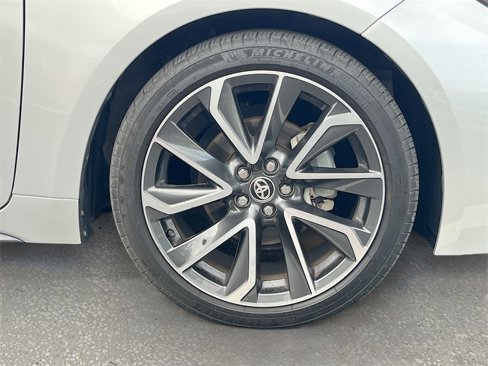 Used 2020 Toyota Corolla SE image 28