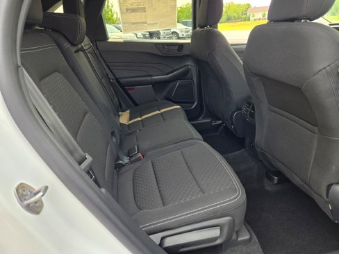 Used 2024 Ford Escape Active w/ Cold Weather Package image 9