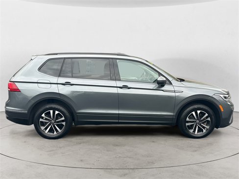Used 2022 Volkswagen Tiguan S image 6