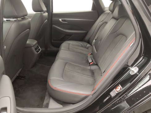 Used 2020 Hyundai Sonata SEL Plus w/ Tech Package image 18