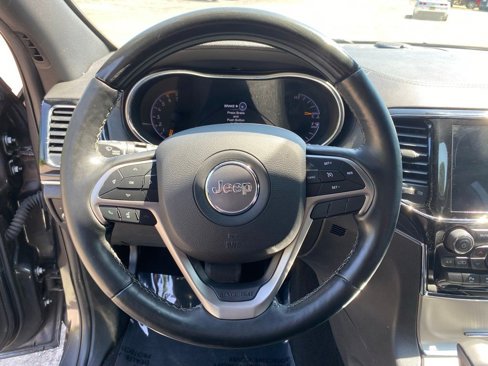 Used 2020 Jeep Grand Cherokee Overland image 14