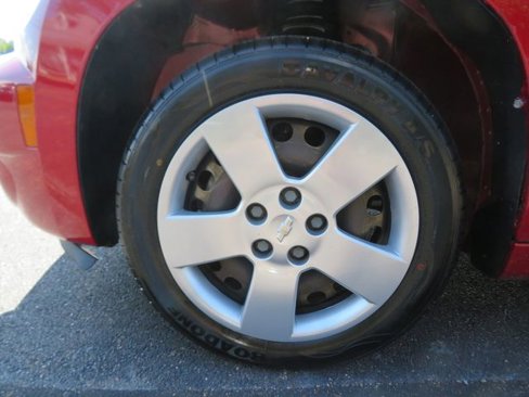 Used 2010 Chevrolet HHR LS image 18
