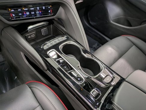Used 2023 Buick Envision Essence w/ Sport Touring Package image 14