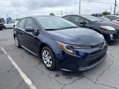 Used 2024 Toyota Corolla LE image 2