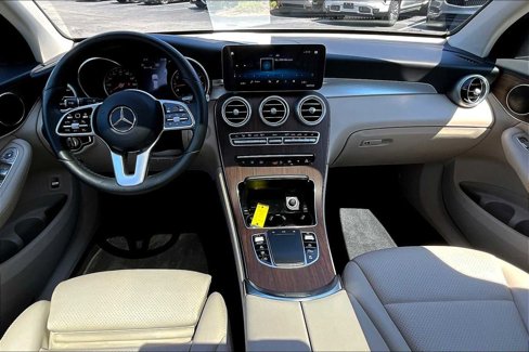 Used 2021 Mercedes-Benz GLC 300 4MATIC image 15