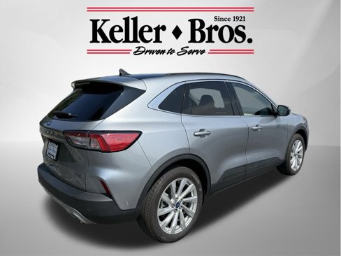 Used 2022 Ford Escape Titanium image 7