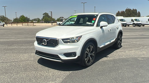 Used 2022 Volvo XC40 T4 Inscription w/ Advanced Package image 7