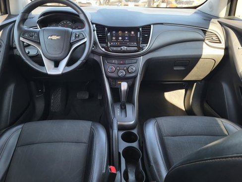 Used 2018 Chevrolet Trax LT w/ Redline Edition image 21