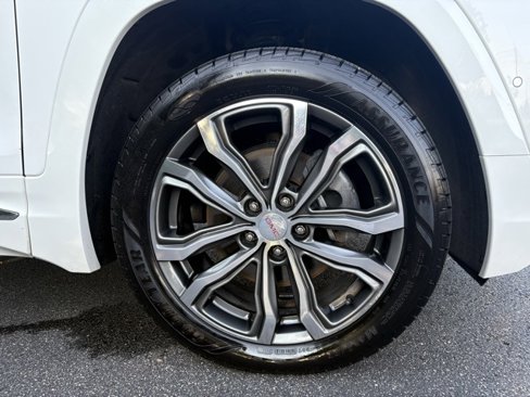 Used 2020 GMC Terrain Denali w/ Denali Premium Package image 15