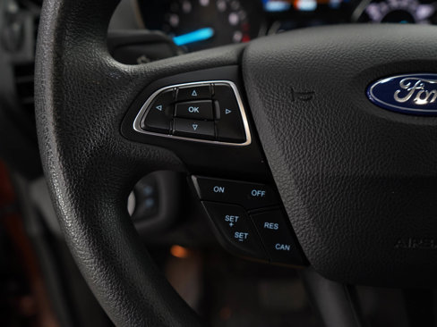 Used 2018 Ford Escape SE image 22
