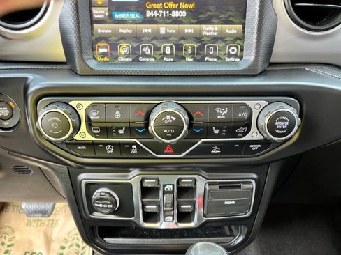Used 2021 Jeep Wrangler Unlimited Sport image 40