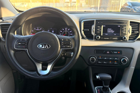 Used 2019 Kia Sportage LX image 12